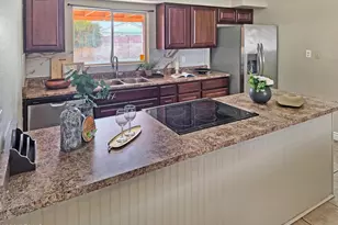 3427 W Malapai Dr, Phoenix, AZ 85051 - Photo 4