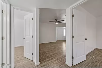 1744 W Glendale Avenue #15, Phoenix, AZ 85021 - Photo 4