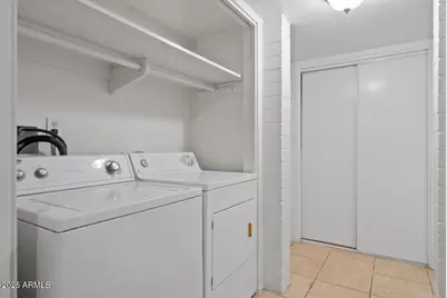 2018 W Cactus Road, Phoenix, AZ 85029 - Photo 14