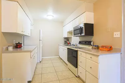 2018 W Cactus Road, Phoenix, AZ 85029 - Photo 22