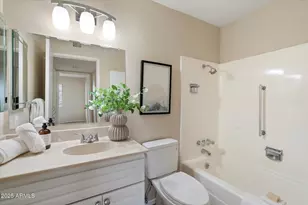 10422 W Audrey Dr, Sun City, AZ 85351 - Photo 12