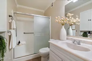 10422 W Audrey Dr, Sun City, AZ 85351 - Photo 14