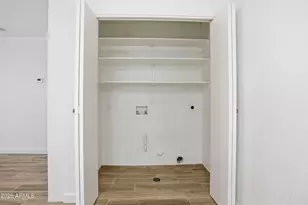 9035 W Elm St, Phoenix, AZ 85037 - Photo 12