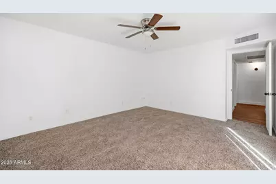 6437 W College Drive, Phoenix, AZ 85033 - Photo 20