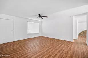 6437 W College Dr, Phoenix, AZ 85033 - Photo 16