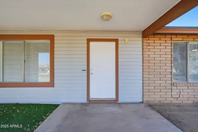 6437 W College Drive, Phoenix, AZ 85033 - Photo 4