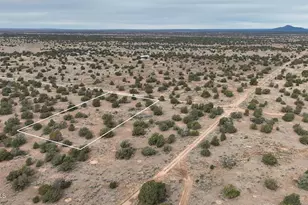 3946 E Highgrove Rd, Williams, AZ 86046 - Photo 1