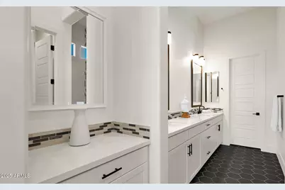 38500 N School House Road #8, Cave Creek, AZ 85331 - Photo 14