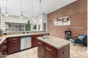 920 E Mitchell Dr, Phoenix, AZ 85014 - Photo 30