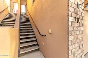 920 E Mitchell Dr, Phoenix, AZ 85014 - Photo 12