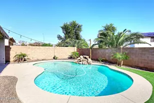 12163 N 150th Ln, Surprise, AZ 85379 - Photo 2