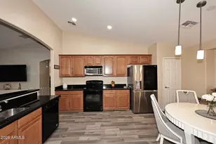 12163 N 150th Ln, Surprise, AZ 85379 - Photo 8