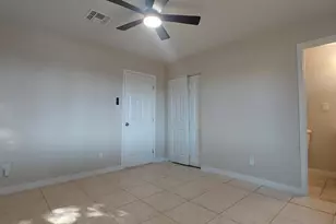 3852 W Earll Dr, Phoenix, AZ 85019 - Photo 14