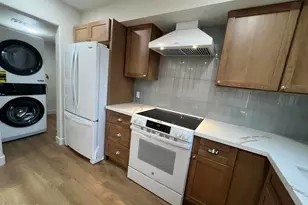 601 E Palo Verde Dr, Phoenix, AZ 85012 - Photo 6