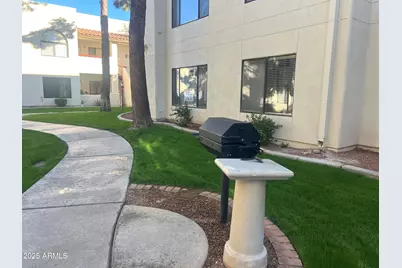 750 E Northern Avenue #1055, Phoenix, AZ 85020 - Photo 14