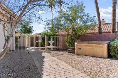 11552 W Sage Drive, Avondale, AZ 85392 - Photo 6