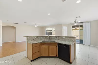 10910 W Davis Lane, Avondale, AZ 85323 - Photo 16