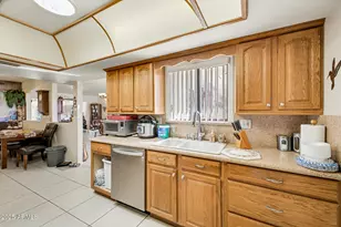 10636 W Bayside Rd, Sun City, AZ 85351 - Photo 8