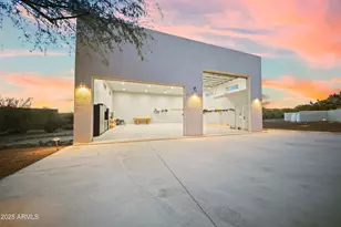 5894 E Hidden Springs Rd, Cave Creek, AZ 85331 - Photo 2