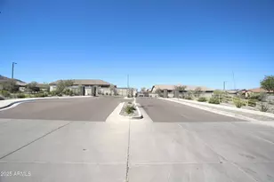 1535 W Corral Rd, Phoenix, AZ 85041 - Photo 38