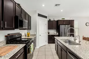 10749 W Swayback Pass Pass, Peoria, AZ 85383 - Photo 2