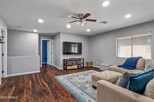 23218 N 22nd Pl, Phoenix, AZ 85024 - Photo 10