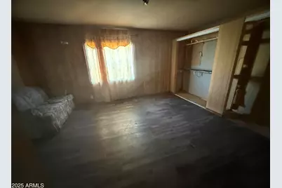 48 N Stansberry Avenue, Superior, AZ 85173 - Photo 12