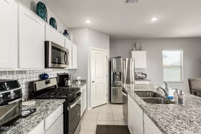 19224 W Pierson Street, Litchfield Park, AZ 85340 - Photo 8