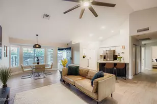 4314 E Whitney Ln, Phoenix, AZ 85032 - Photo 16