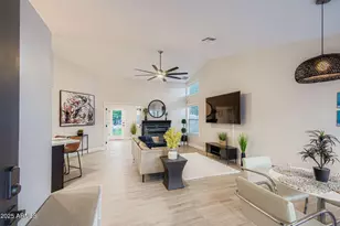 4314 E Whitney Ln, Phoenix, AZ 85032 - Photo 8