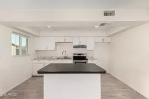 7808 W Clarendon Ave, Phoenix, AZ 85033 - Photo 14