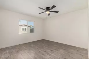 7808 W Clarendon Ave, Phoenix, AZ 85033 - Photo 16