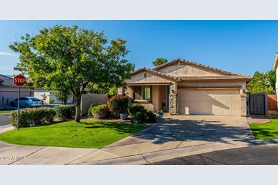 6850 S 27th Place, Phoenix, AZ 85042 - Photo 1