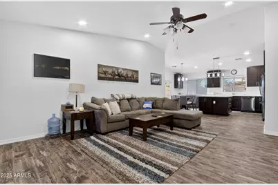 18549 W Vogel Avenue, Goodyear, AZ 85338 - Photo 6