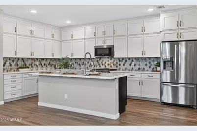 9430 E Solina Avenue, Mesa, AZ 85212 - Photo 2