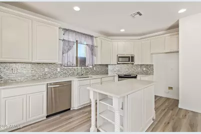 3853 E Claxton Avenue, Gilbert, AZ 85297 - Photo 10