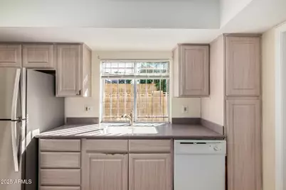 16021 N 25th Drive, Phoenix, AZ 85023 - Photo 12