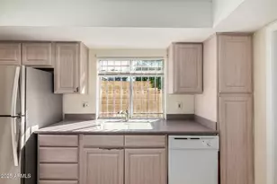 16021 N 25th Dr, Phoenix, AZ 85023 - Photo 12