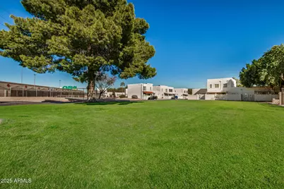 16021 N 25th Drive, Phoenix, AZ 85023 - Photo 32