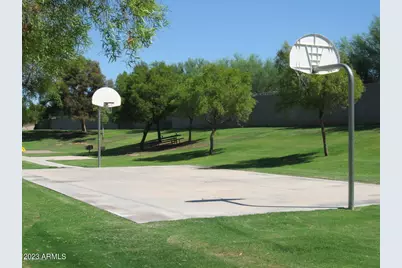 1811 S 39th Street #37, Mesa, AZ 85206 - Photo 4