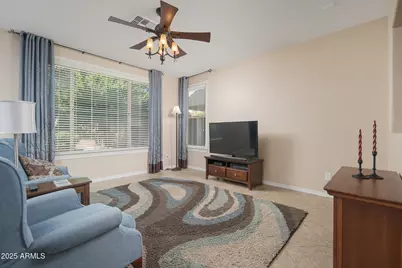 5208 W Straight Arrow Lane, Phoenix, AZ 85083 - Photo 8