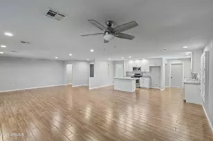 9866 W Highwood Ct, Sun City, AZ 85373 - Photo 12