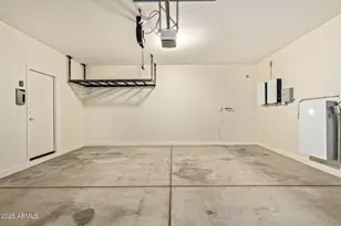 12136 W Tether Trl, Peoria, AZ 85383 - Photo 32