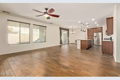 12136 W Tether Trail, Peoria, AZ 85383 - Photo 8