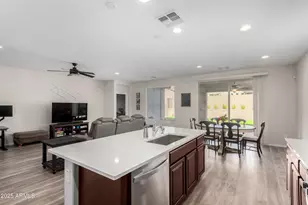 7104 W Spur Dr, Peoria, AZ 85383 - Photo 2