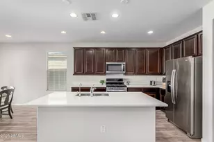 7104 W Spur Dr, Peoria, AZ 85383 - Photo 8