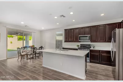 7104 W Spur Drive, Peoria, AZ 85383 - Photo 6