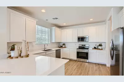 24625 N 164th Drive, Surprise, AZ 85387 - Photo 6