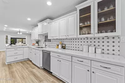 4122 N 56th Street, Phoenix, AZ 85018 - Photo 8