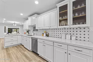 4122 N 56th St, Phoenix, AZ 85018 - Photo 8